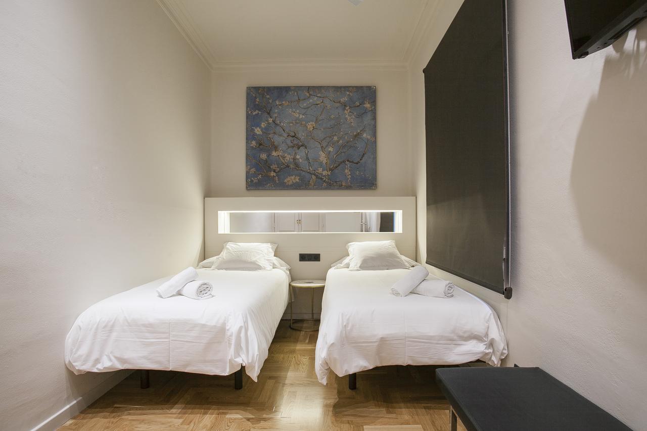 Tendency Sagrada Familia Luxury Barcellona Esterno foto